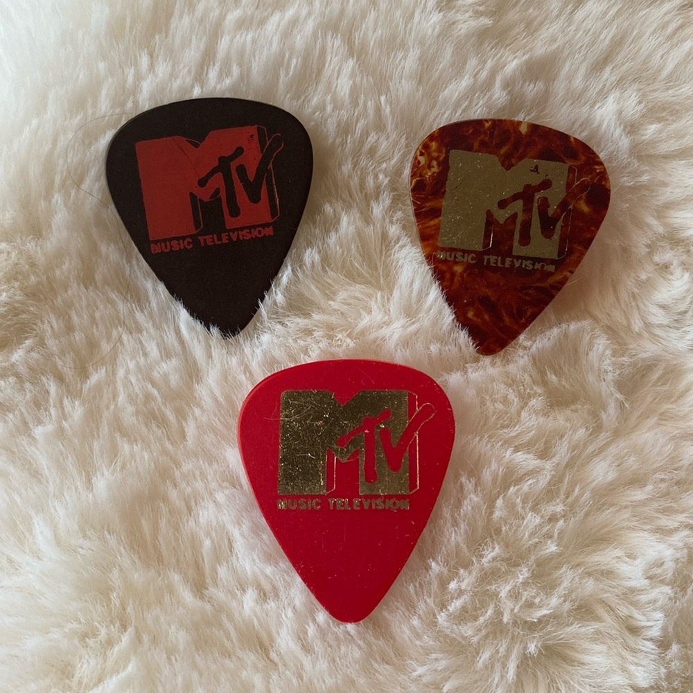 Bundle of 3 Guitar Picks